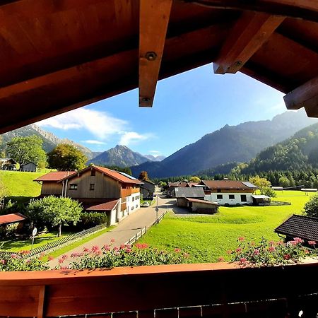 Apartamento Haus Angelika Bad Hindelang Exterior foto